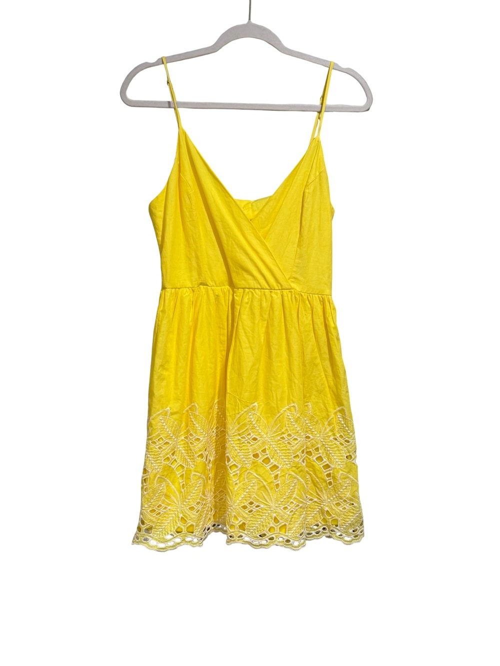 💛 NWT Altar'd State Yellow Embroidered Eyelet Hem Dress Size Medium